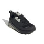 נעלי שטח לילדים עם שרוכים Adidas Terrex