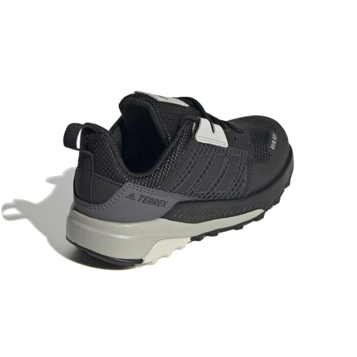נעלי שטח לילדים עם שרוכים Adidas Terrex